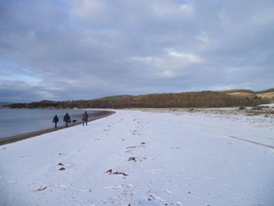 Snow rims Loch Fyne on the walk to the castle
