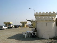 UAE-Oman Border Crossing - A few formalities