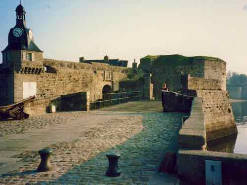 Entrance to Concarneau Old Town Entrance to Concarneau Old Town