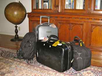 carry on packing tips you can pack everything in carry on size bags airplane carry on size